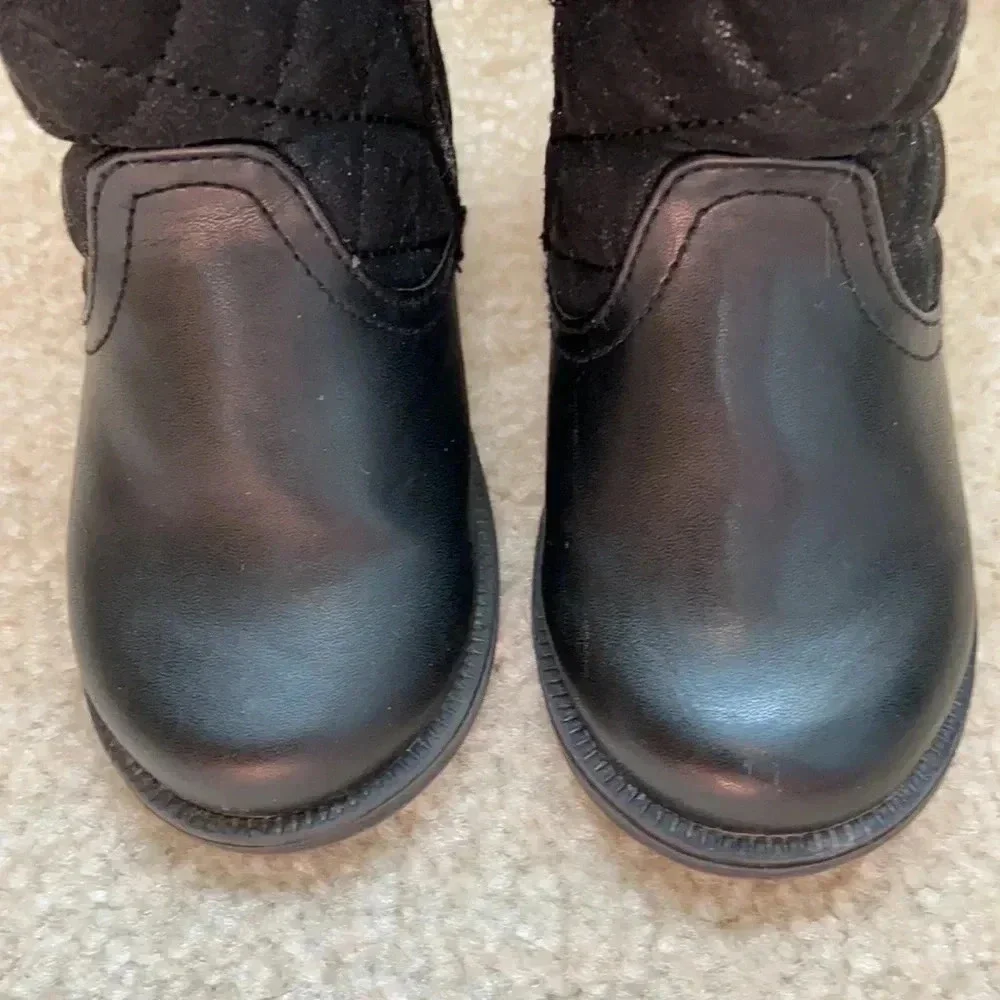 EUC Koala Kids Black Boots